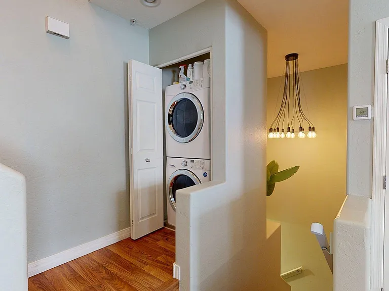615 E Portland St #118 — Photo 9