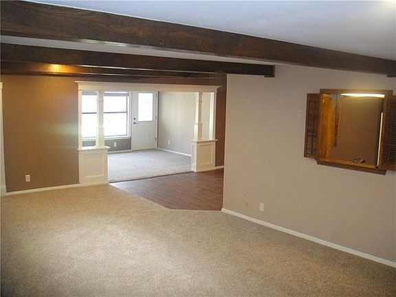 4th image of 1811 Hillvalley Dr