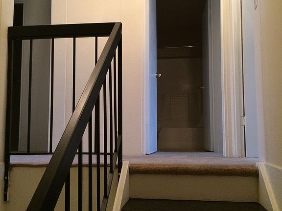 4th image of 3712 Green Ash Ct