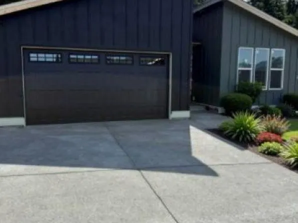 533 Mountain View Dr, Lake Cowichan, BC V0R 2G1