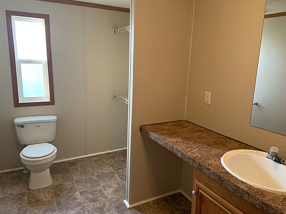 3rd image of 4612 Tampa Ct