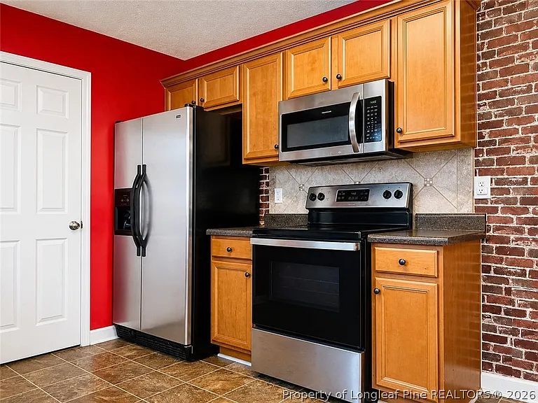 2211 Puffin Pl — Photo 9