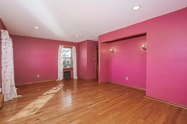 Sold by Fillmore | media 8