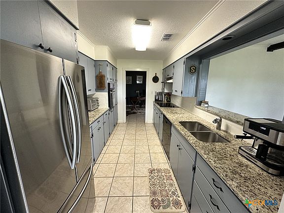 5th image of 1320 S Rivercrest Dr