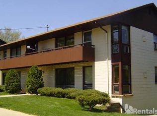 518 Shepard Ter APT 3A, Madison, WI 53705