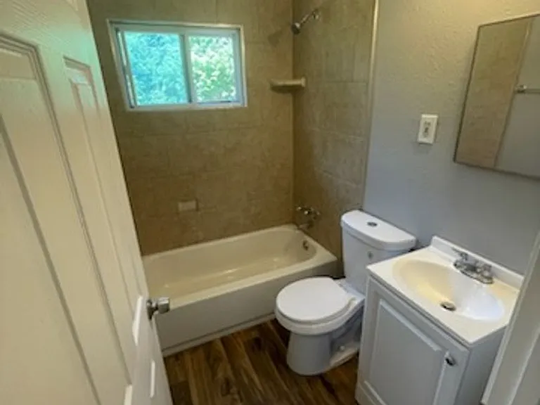 51 Saint Gregory Dr — Photo 8