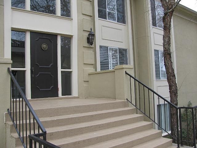 1st image of 4487 Post Pl APT 46