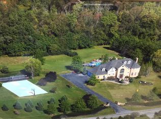 7955 Saw Mill Rd, New Tripoli, PA 18066