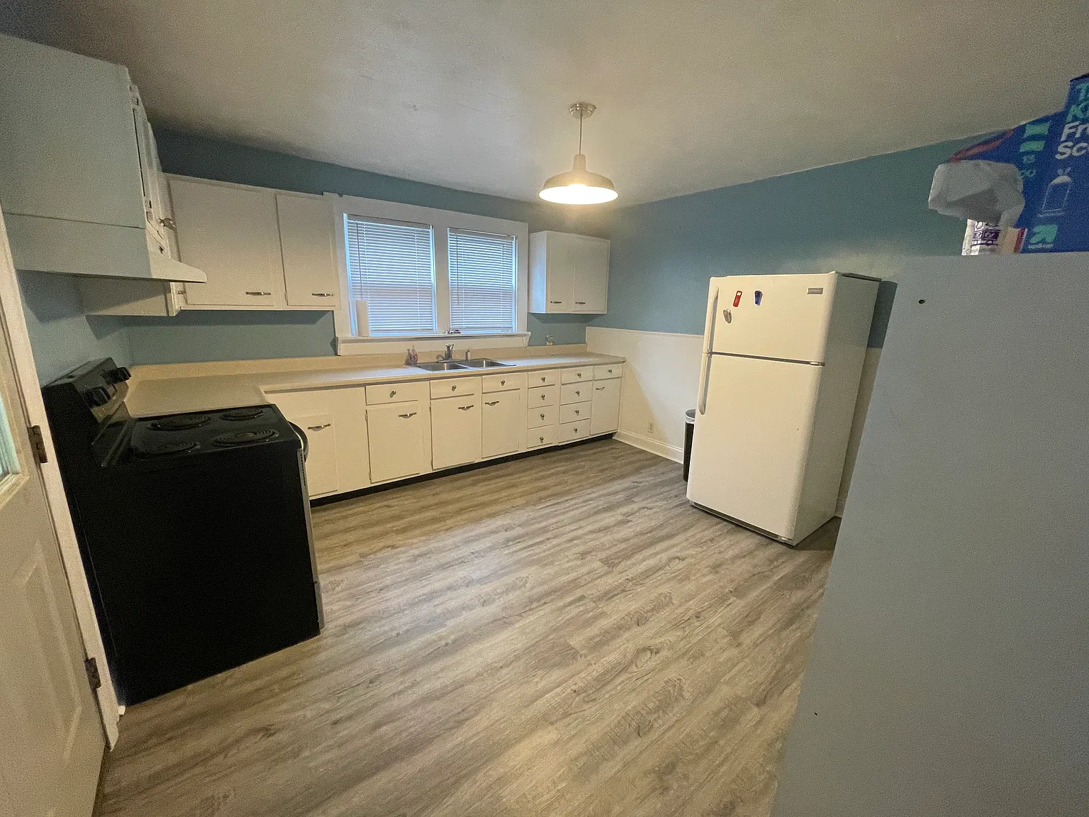 3 bed, 1512 sqft, $1,800 — Photo 2