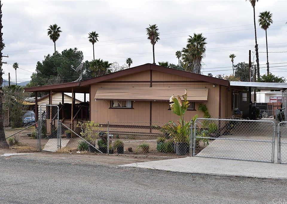 1st image of 22585 La More Rd