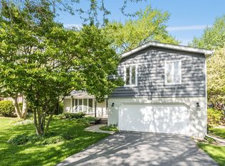 1570 Burning Trl, Wheaton, IL 60189