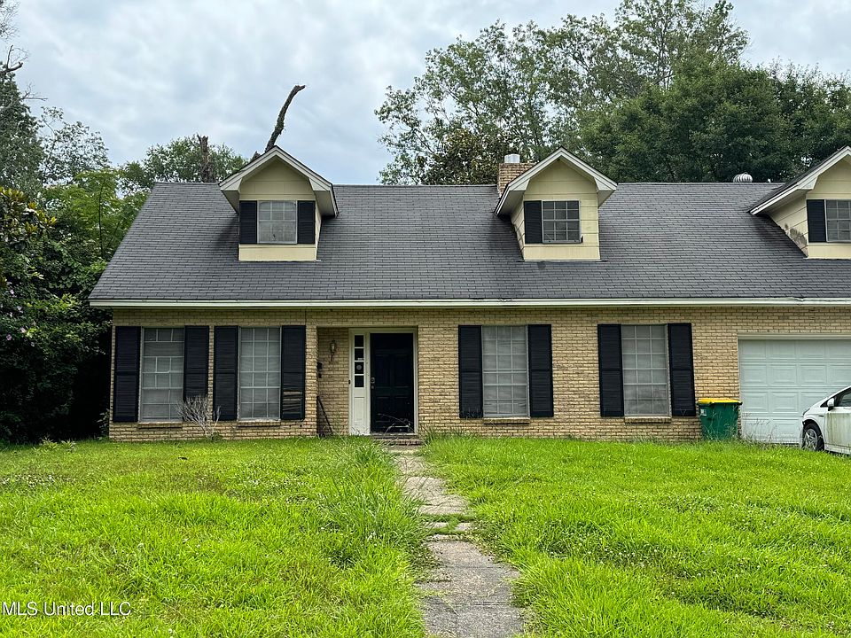 1st image of 3521 Sykes Park Dr