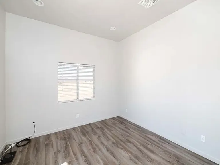 10563 N Garrett Dr — Photo 28