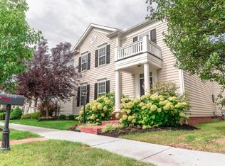 5019 Hearthstone Park Dr, New Albany, OH 43054