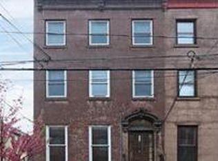 224 8th St, Jersey City, NJ 07302