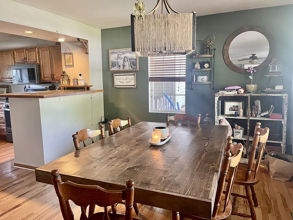 402 Lincoln St, Seatonville, IL 61359 MLS 11800658 Zillow