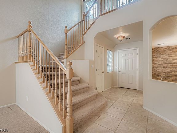 3rd image of 10192 Juniper Creek Ln