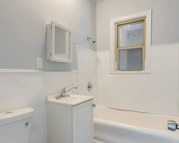 2840 S Moreland Blvd #19 — Photo 9