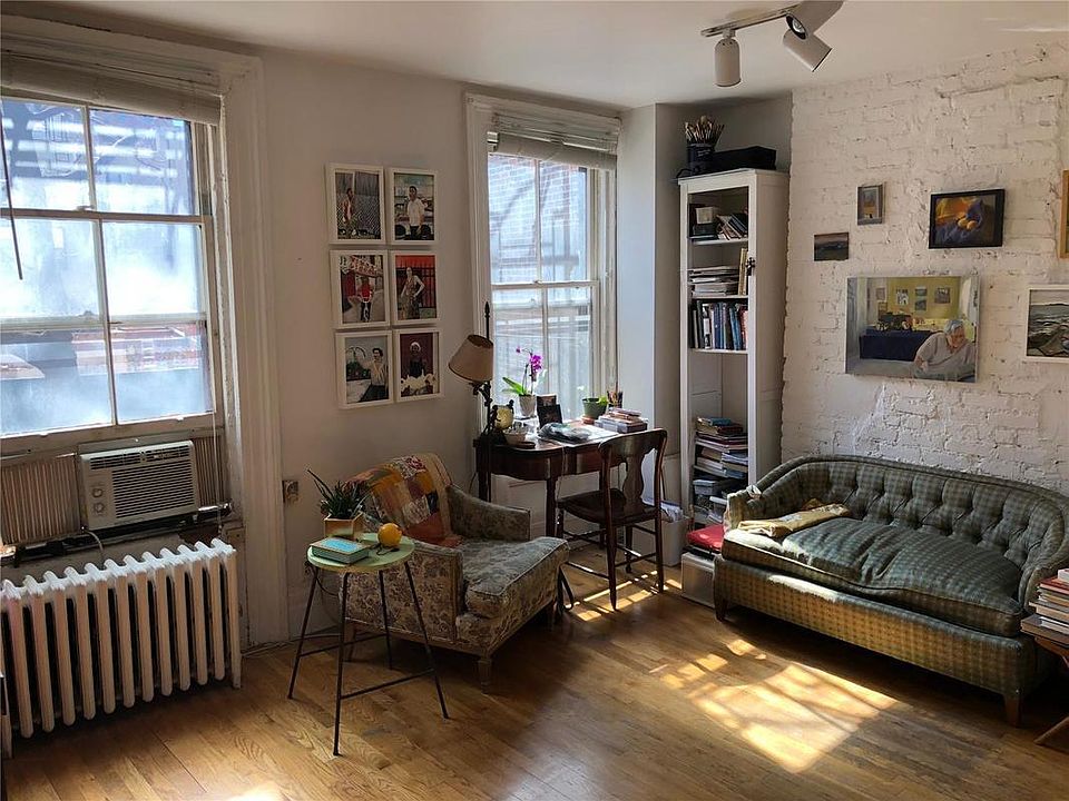 1st image of 717 Washington St #2WR