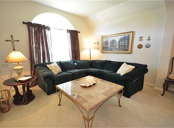 5th image of 3906 Bellinger Way
