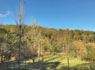 25 Andersontown Rd, Dover, PA 17315