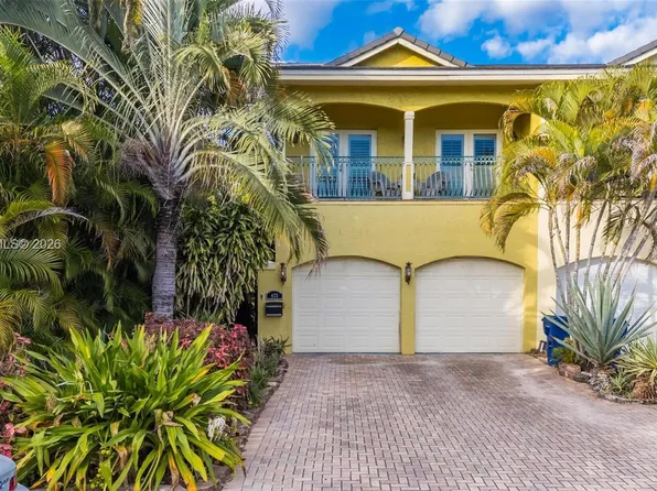 423 NE 23rd St, Wilton Manors, FL 33305