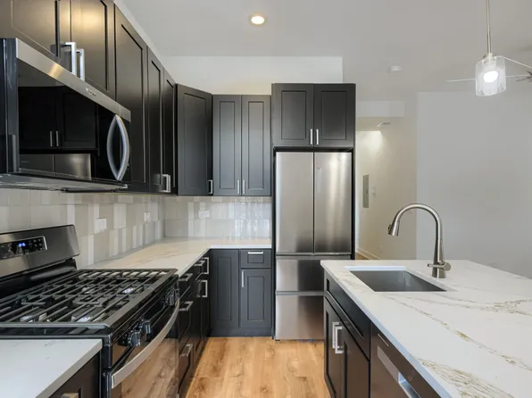 1502 N Hudson Ave, Chicago, IL