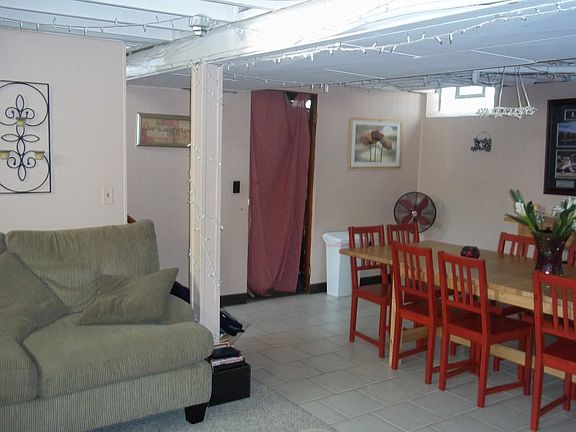 4th image of 23527 Powers Ave