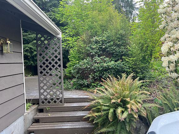 4th image of 15205 32nd Ave W