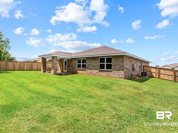 3rd image of 2606 Windmere Dr E