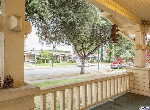 4th image of 847 N Olive Ave