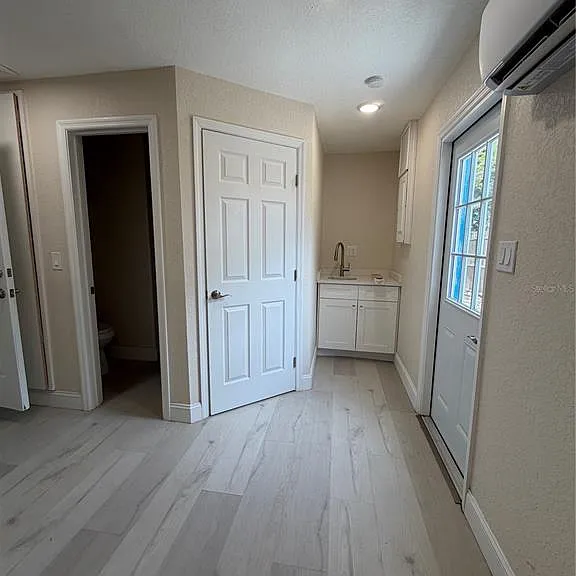 6338 Aberdeen Ave — Photo 8