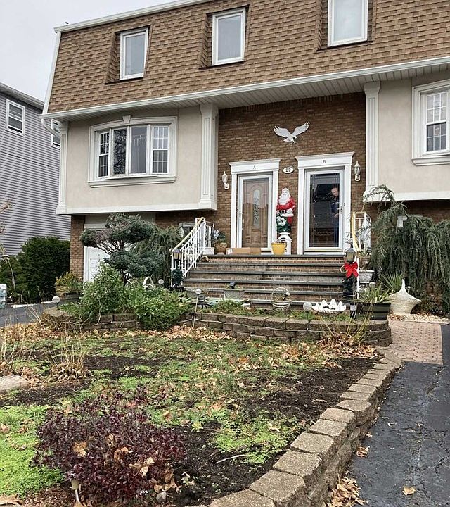2nd image of 29 Garden Dr #A
