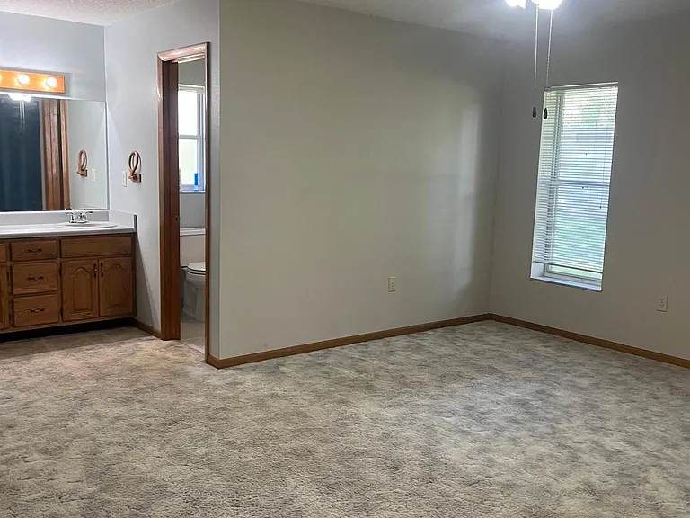 37028 Lake Yale Pl — Photo 9