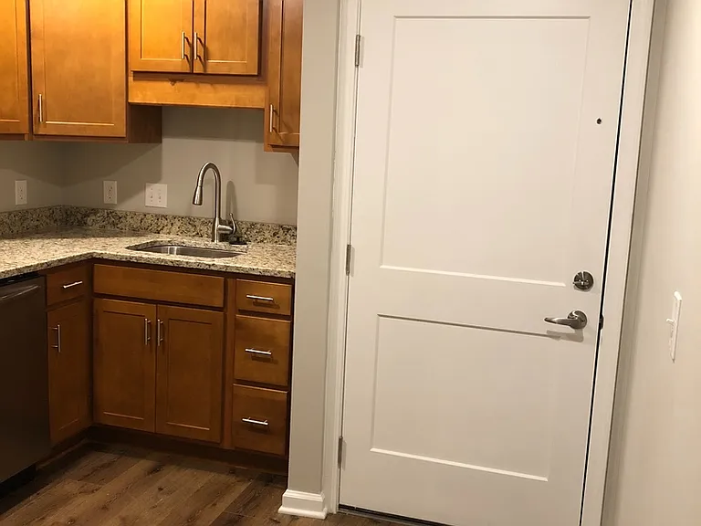 Park Place Apartments — Photo 23