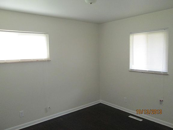 5th image of 1239 Nocturne Rd E