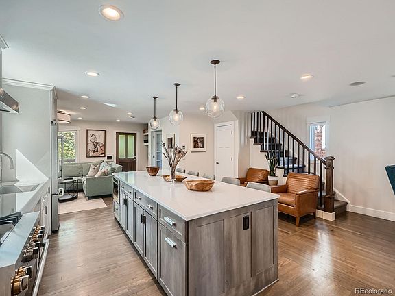 2nd image of 4130 E 16th Avenue