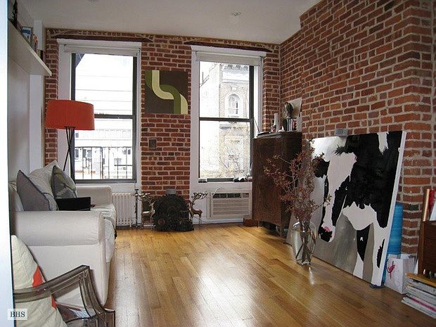 2nd image of 219 W 20th St APT 4A