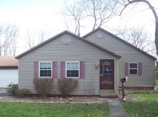 224 N Wilson St, Girard, IL 62640