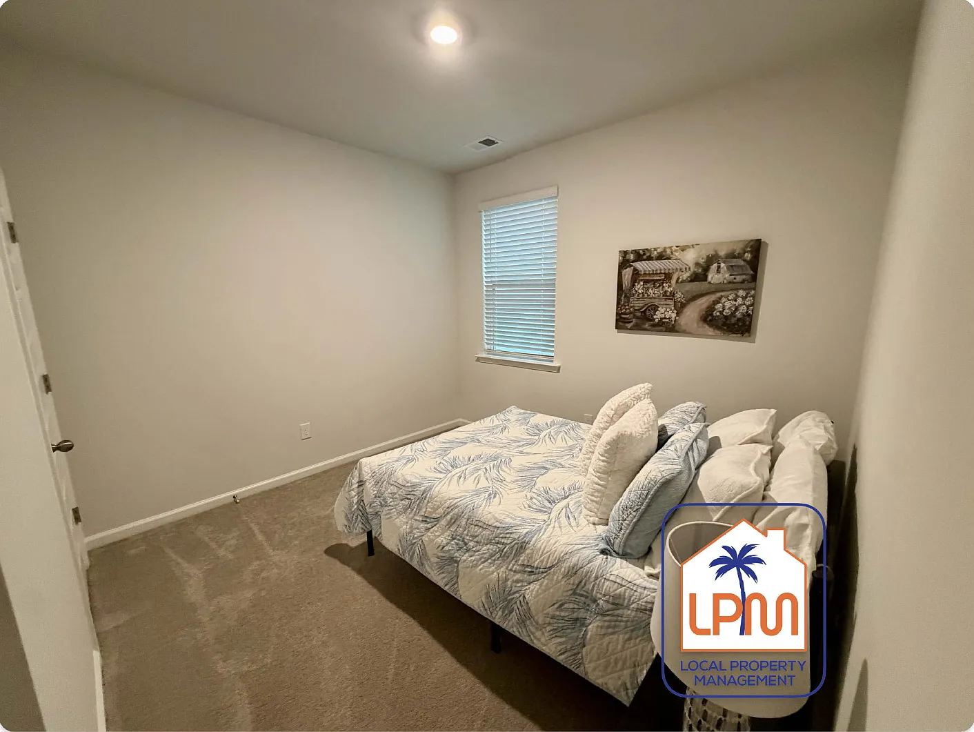 4 bed, 2.0 bath, 1774 sqft, $3,000 — Photo 4