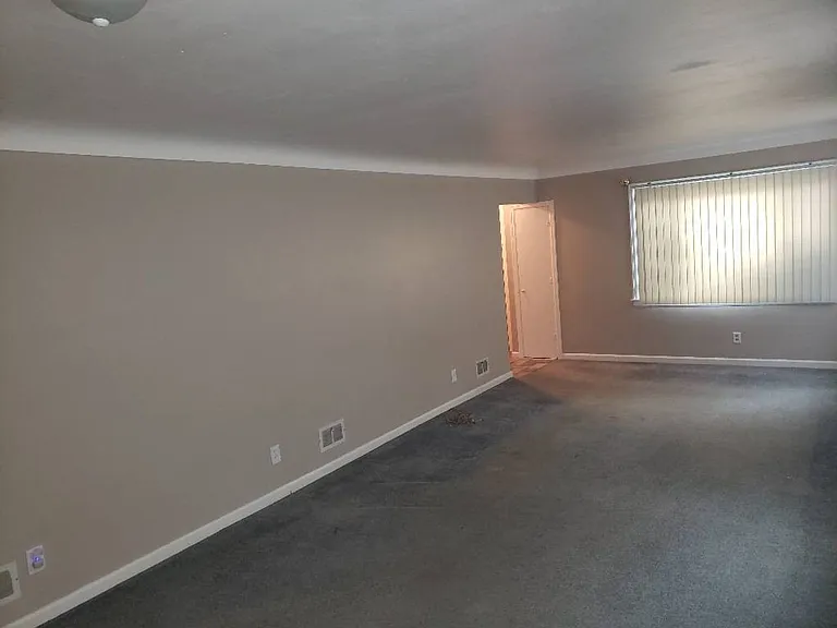 2653 Letchworth Pkwy — Photo 3