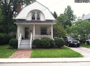 54 May Ct, Chagrin Falls, OH 44022
