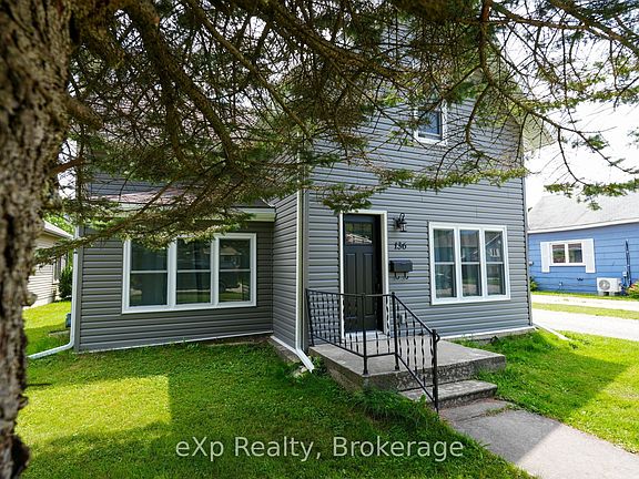 3rd image of 136 Breadalbane St S