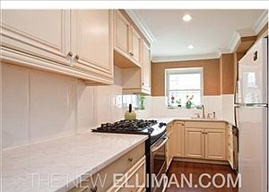 2nd image of 74 W 82nd St #G