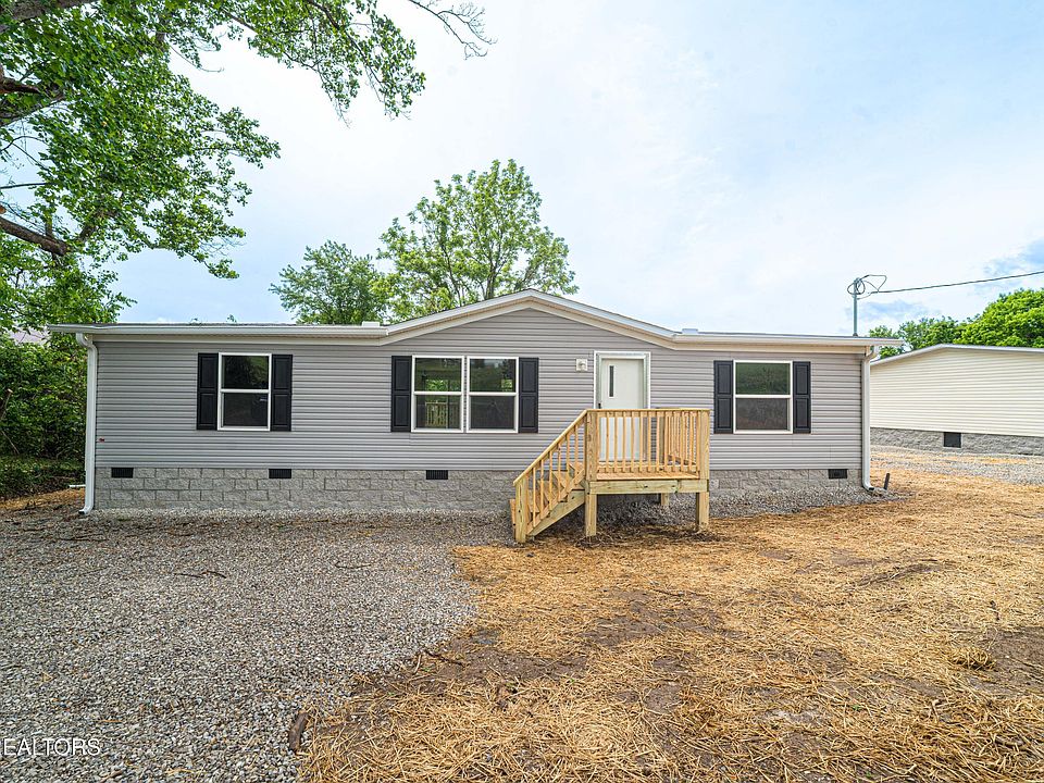 1st image of 208 Hillside Dr