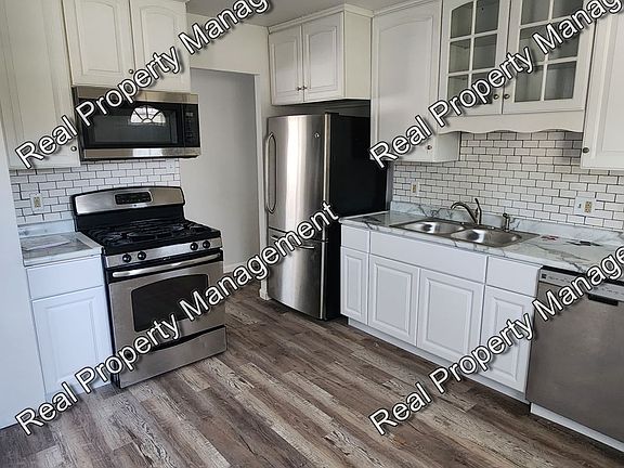 3rd image of 7942 Taney Pl