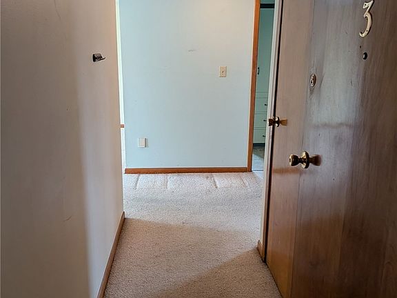 2nd image of 3433 Harlem Rd #2