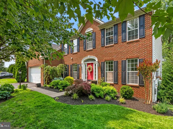 11044 Country Club Rd, New Market, MD 21774