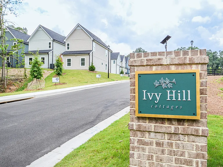 Ivy Hill Cottages — Photo 31