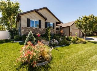 1413 W 2250 S, Woods Cross, UT 84087